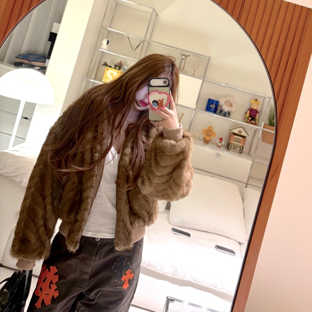 Chic Laser-Cut Faux Fur Jacket Stand Collar Sporty Athletic Silhouette